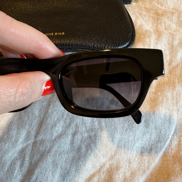 *SPRING CLOSET SALE* Anine Bing Otis Sunglasses - Picture 2 of 8